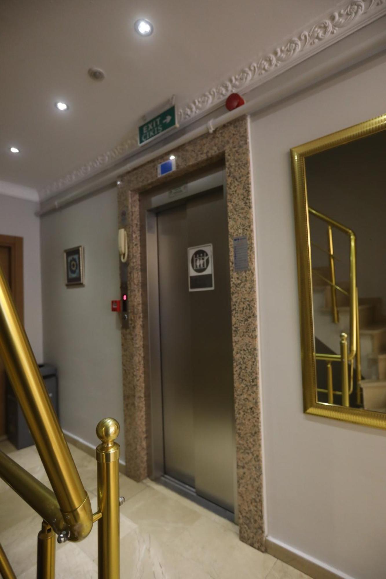 Zendy Suite Hotel Istanbul Exterior photo